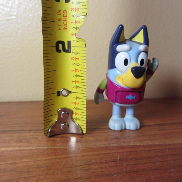 bluey pool time figure (W5953) - Picture 3 of 6